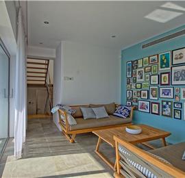 5 bedroom luxury villa with infinity pool, sea views and tennis court near Chania, sleeps 10